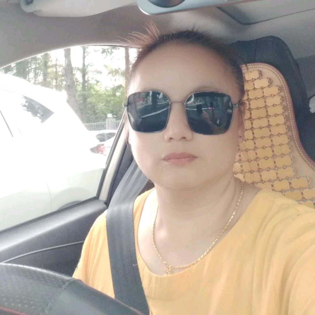 纯洁自信