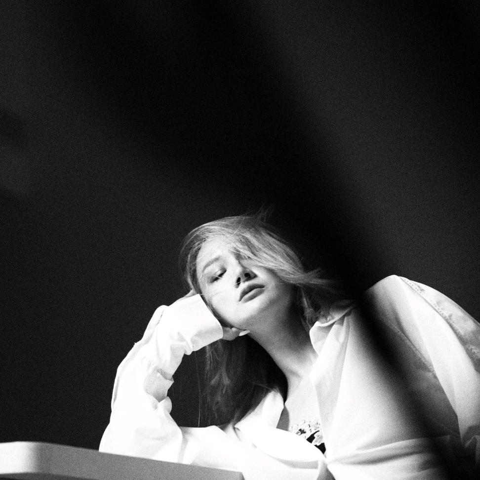 洛哥（女装时尚穿搭）