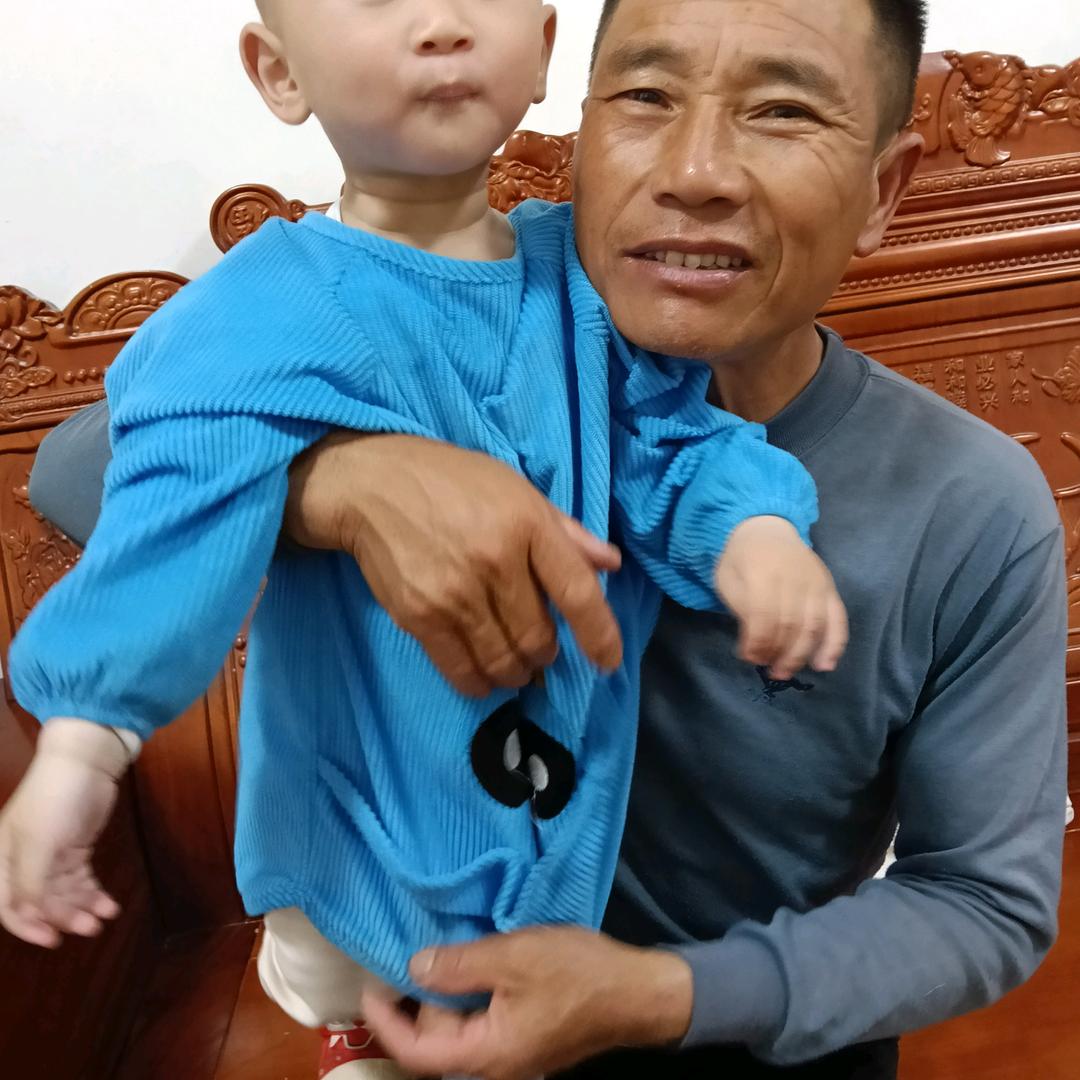 用户549582929