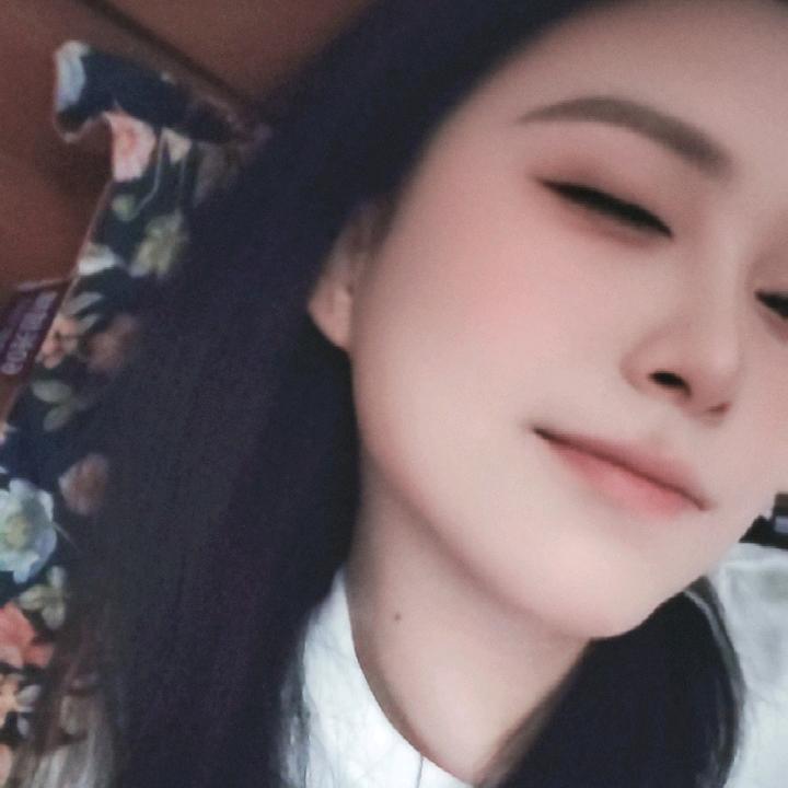 香蕉你个不吶吶