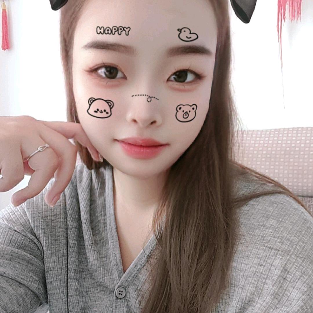 莫念、