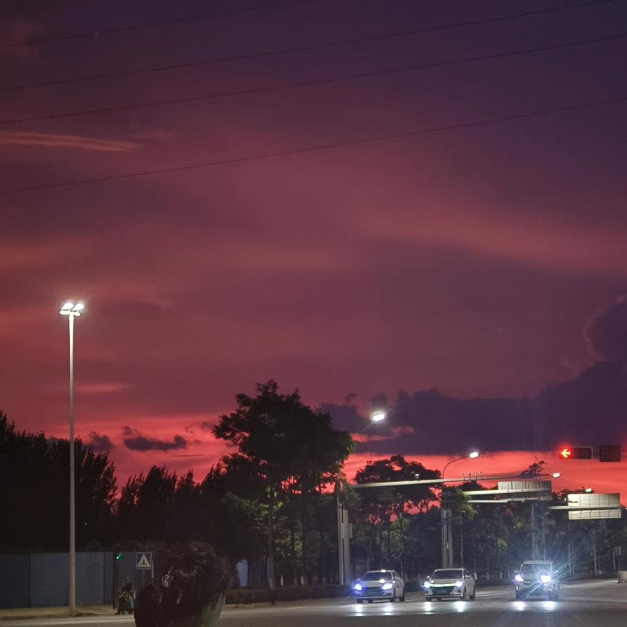 你压我腿毛了🗽