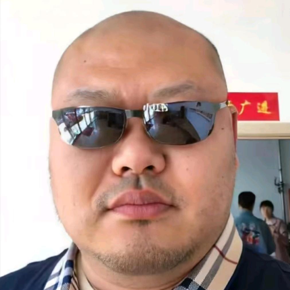 辉辉二手车胖娃儿