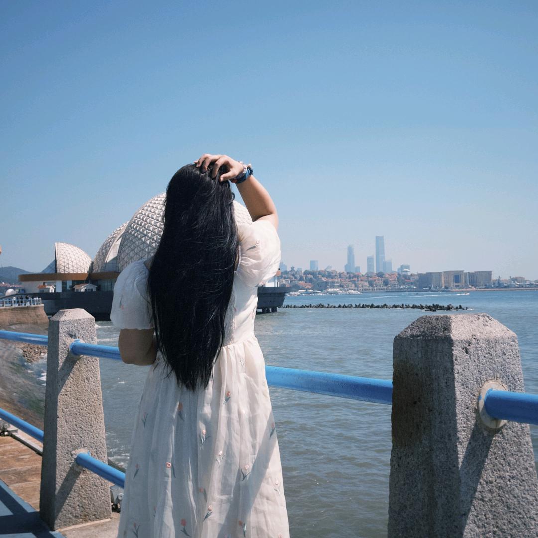 爱吃芒果🥭的超级无敌美少女