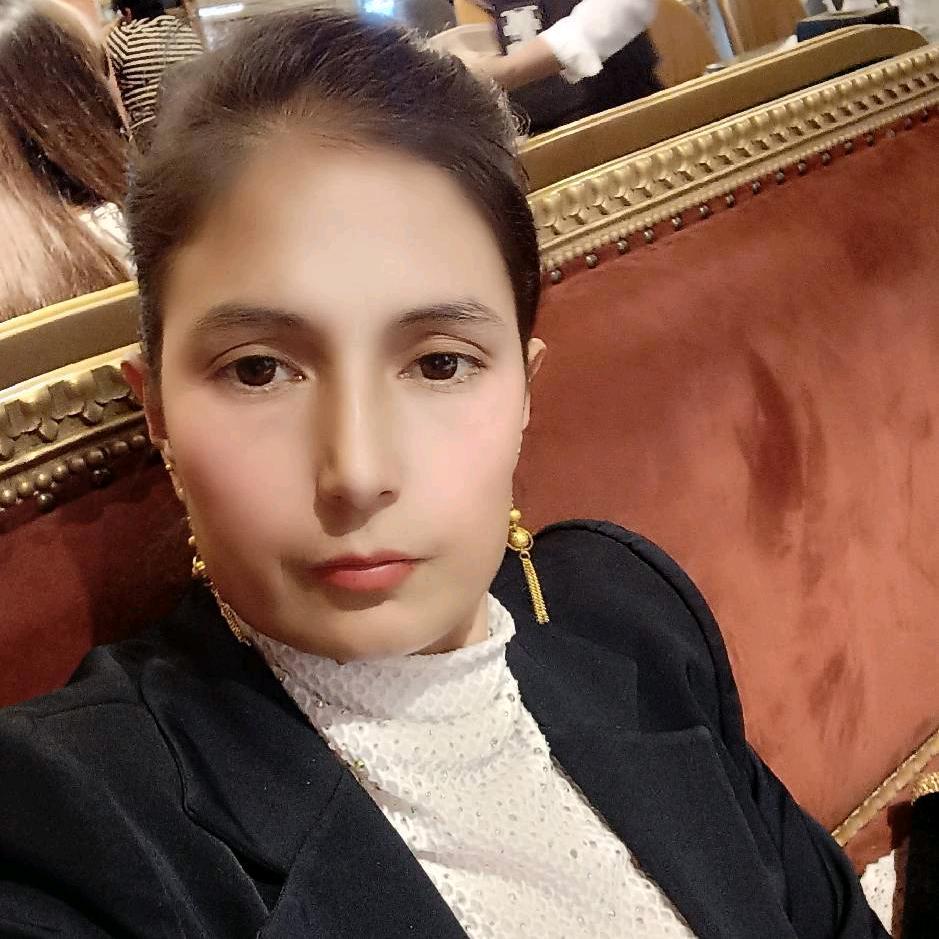 来力古丽·娜瓦提