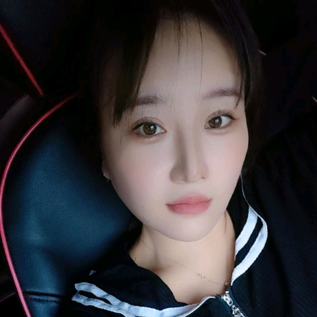 蓝天妹子
