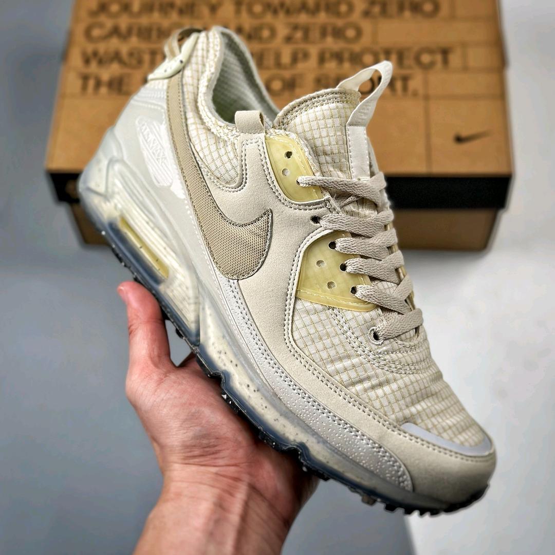 万物有光（扌召韩语主播）