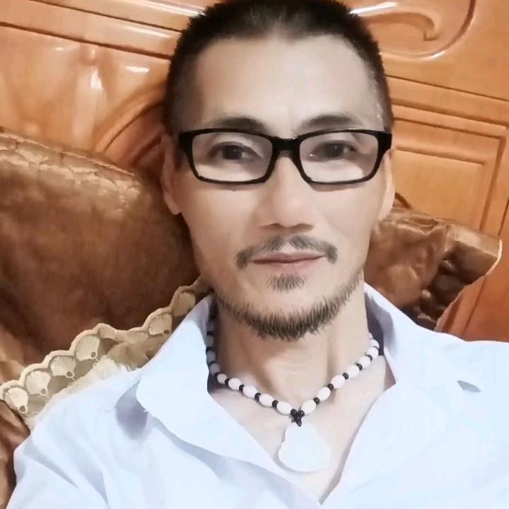 与世无争