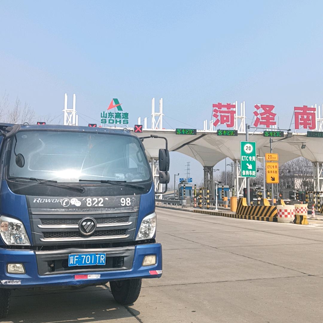 出售红砖，沙子，石子，