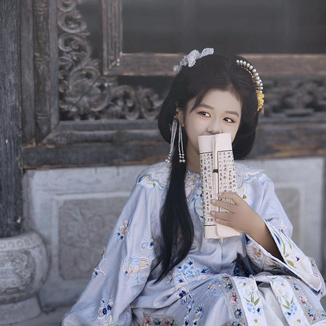 🍓史迪仔🍓头像