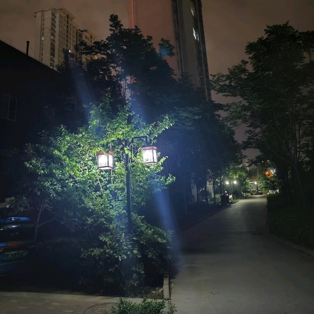 飞雾阴雨天