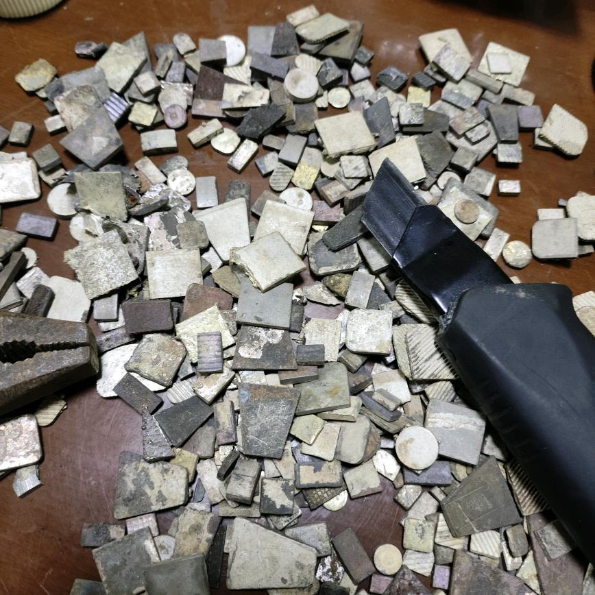 西安回收含铜含镍含银废料等