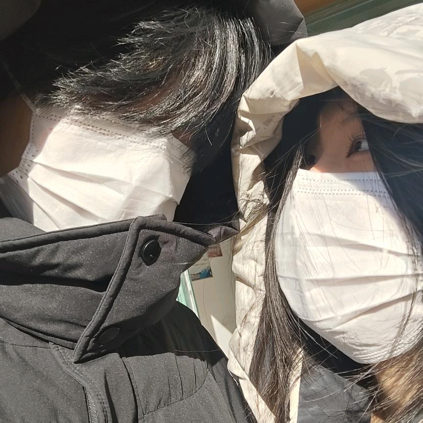 鹤三千