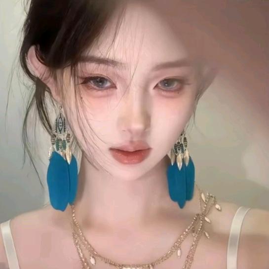 李芽芽-.