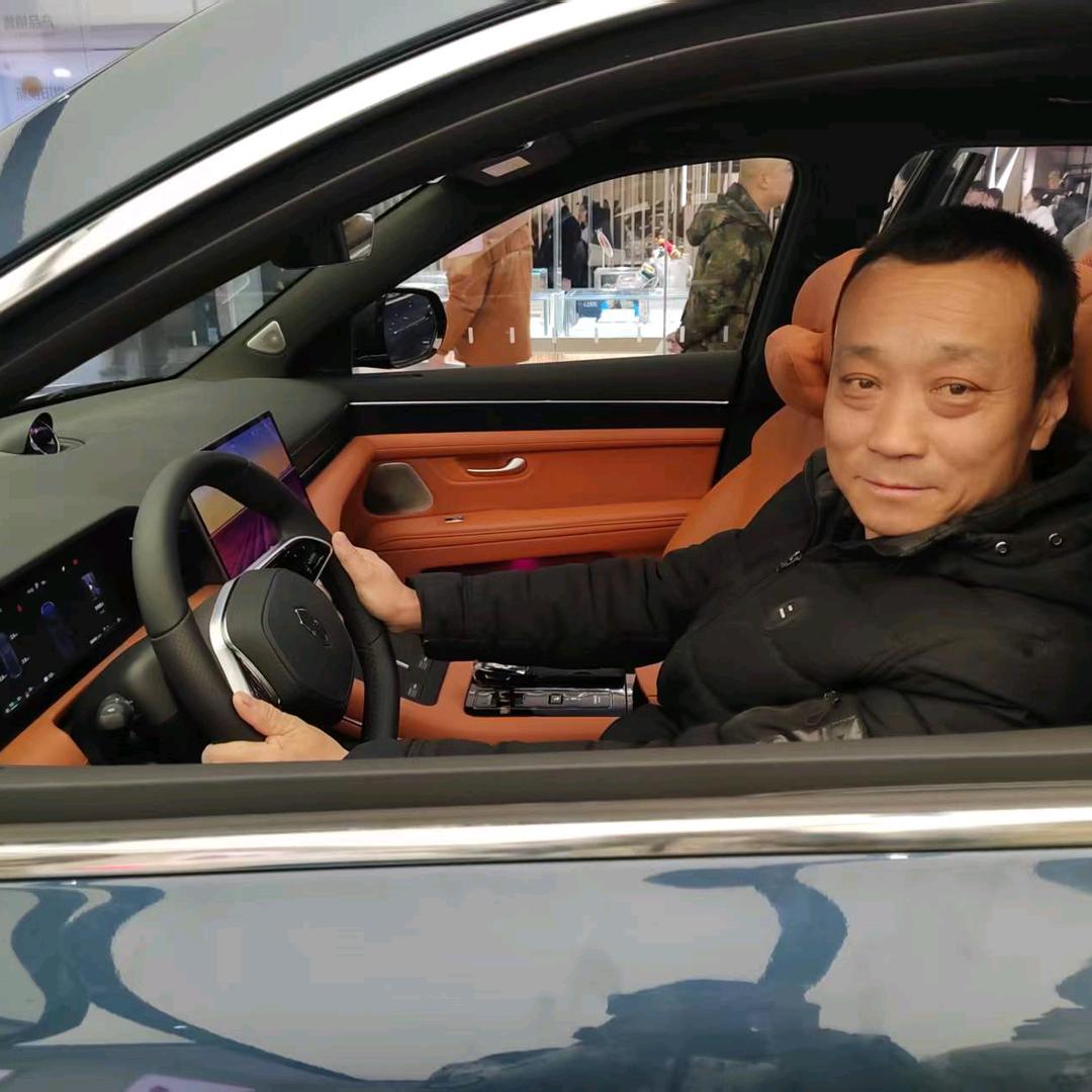 AA奋斗者