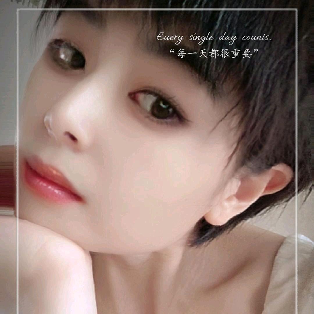 五洲金行天秤女.高高（关于问金价可私）