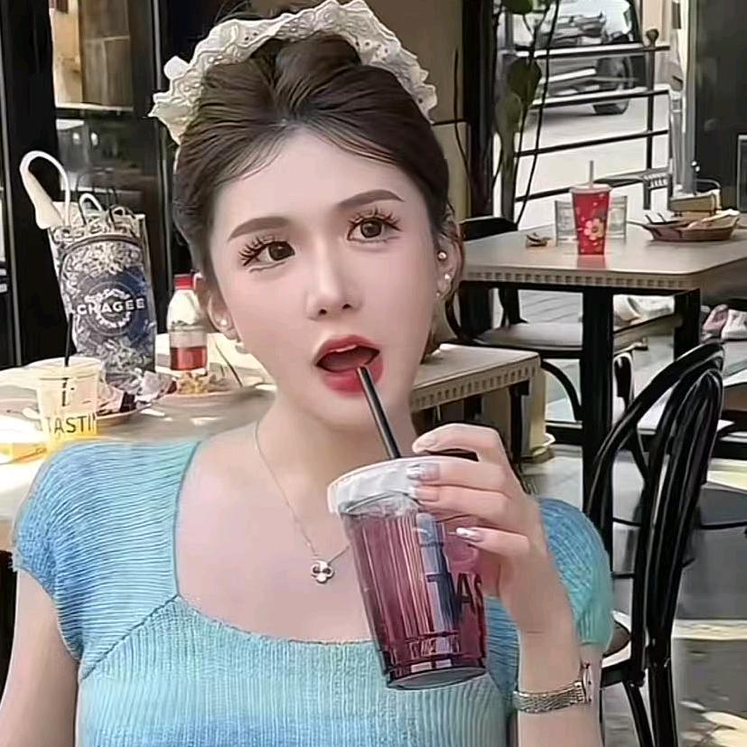周楚楚～穿搭优选
