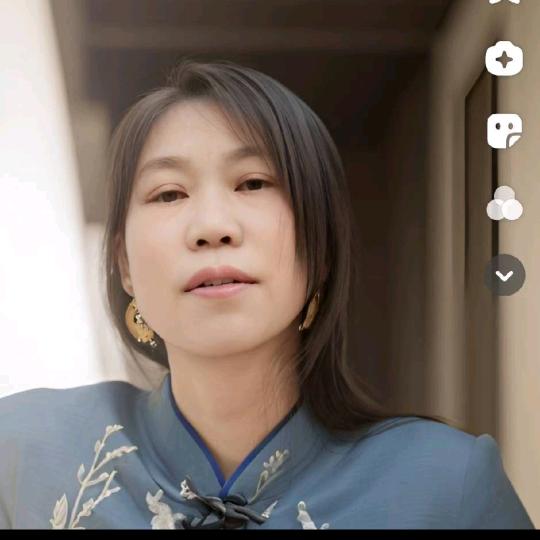 冉冉🌞升起🌹🌹🏤