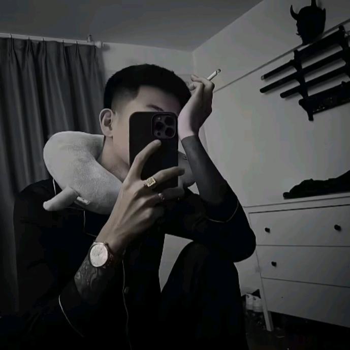 ＠小斌有一个夢$