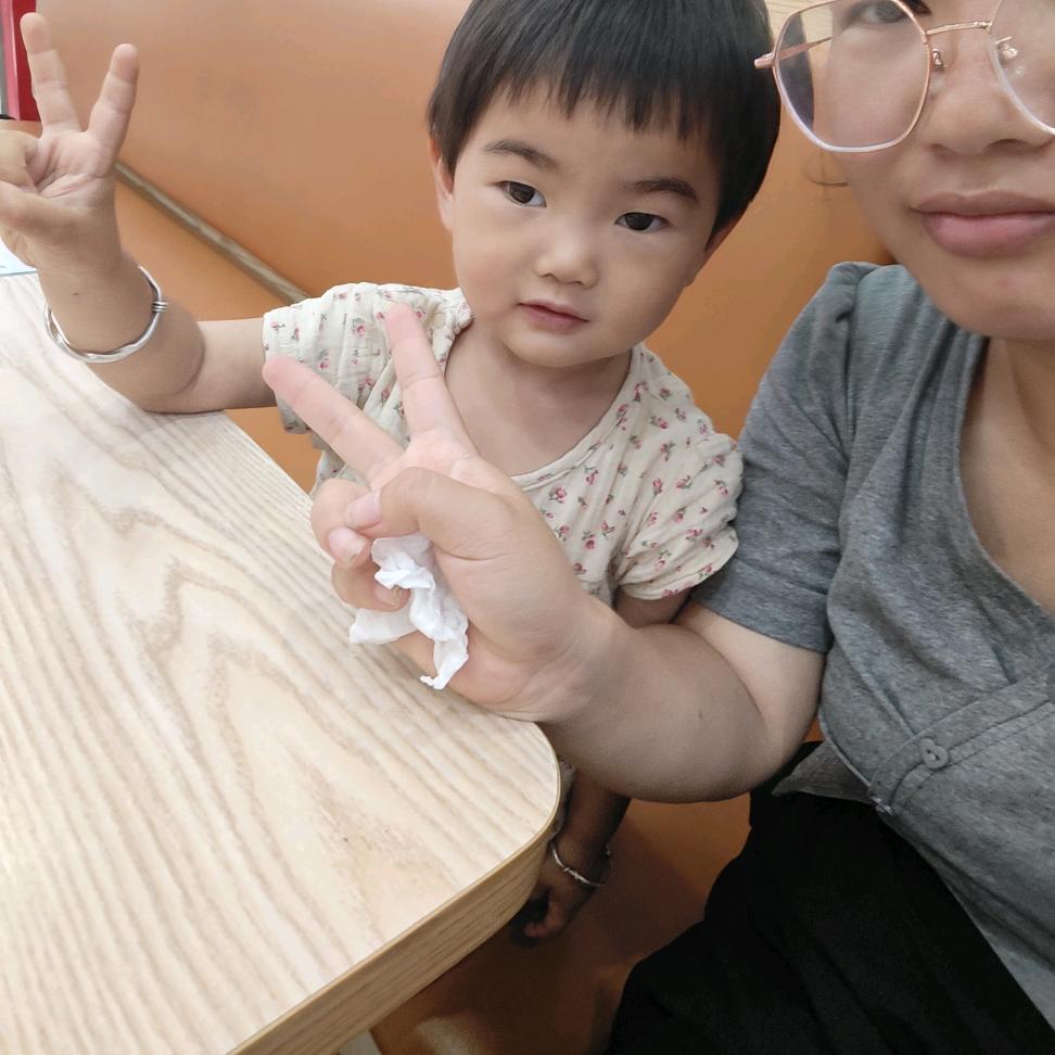 是盼盼哦