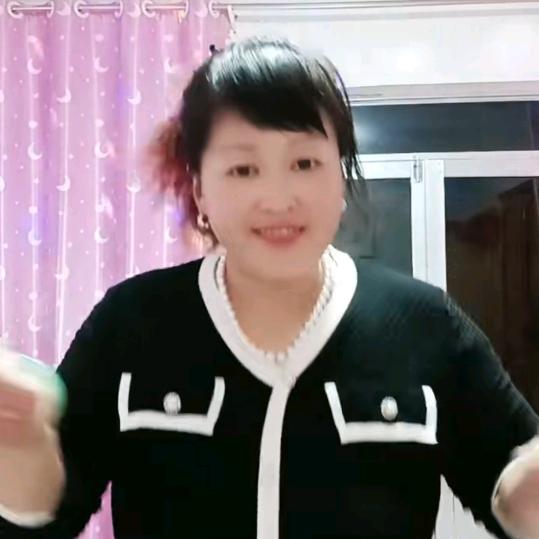一鸣姐停播了。