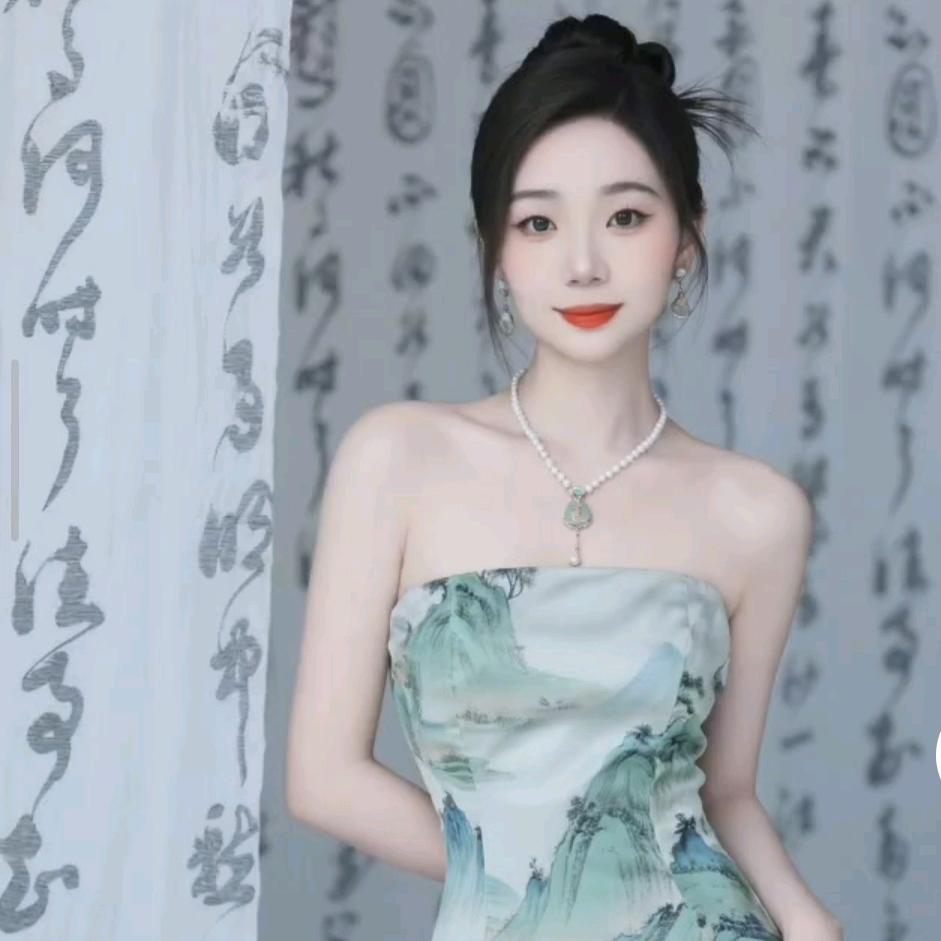 丽丽.