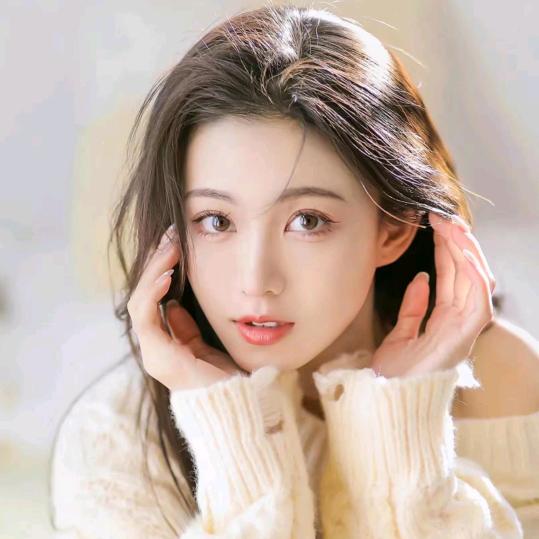 容容