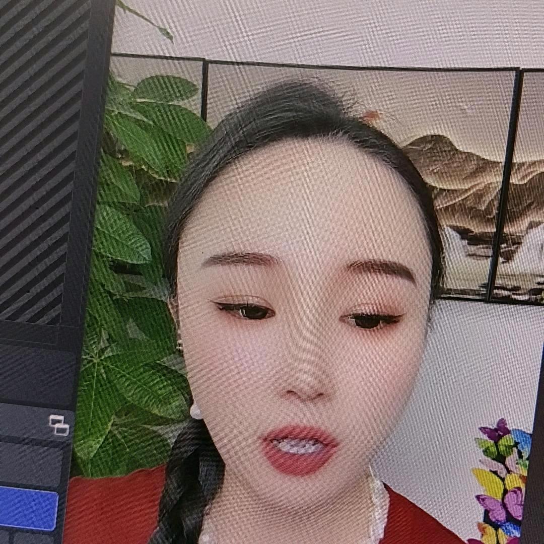 1316