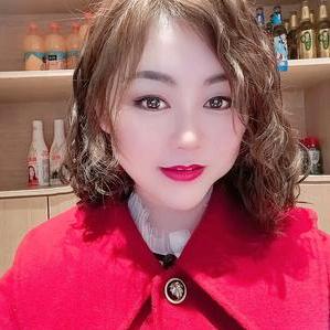 孝昌新孝武女装主管田田