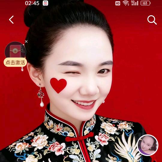 不哭不闹带着微笑