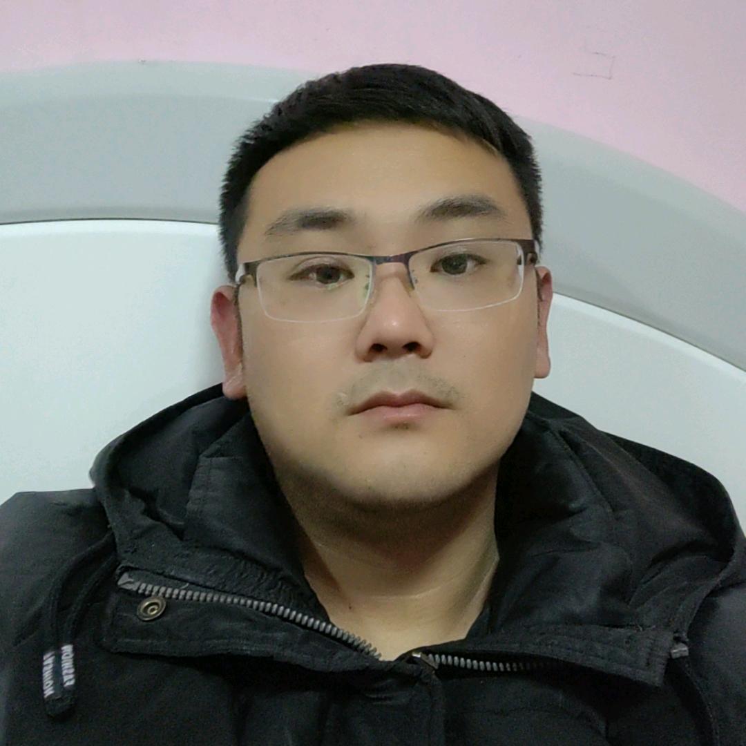 小飞（每晚19点直播）