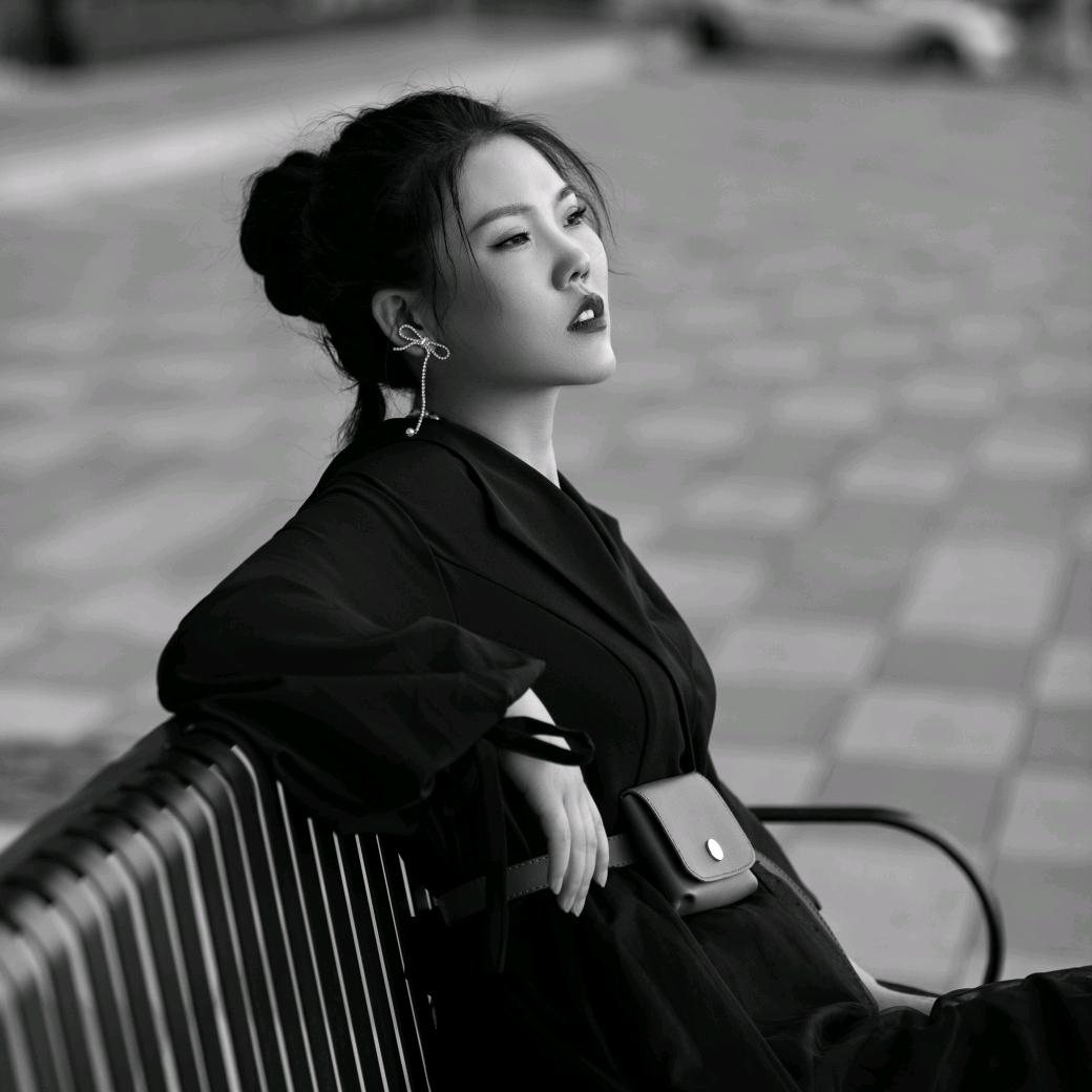 巴妹（自学舞蹈）