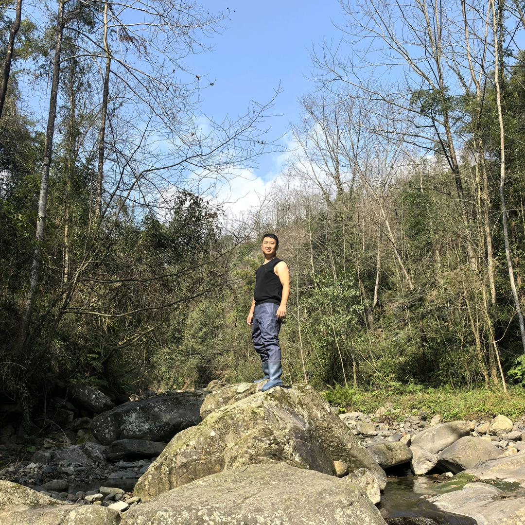 耙哥疯格家庭农场