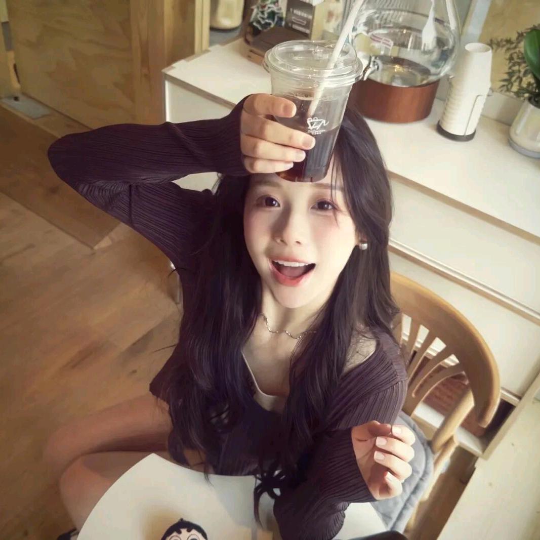 ·𝙅𝙖𝙨𝙢𝙞𝙣𝙚·🍕