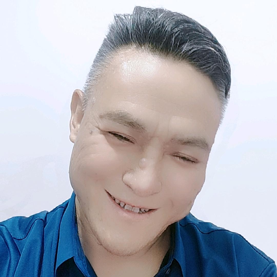 《彩云之南 》