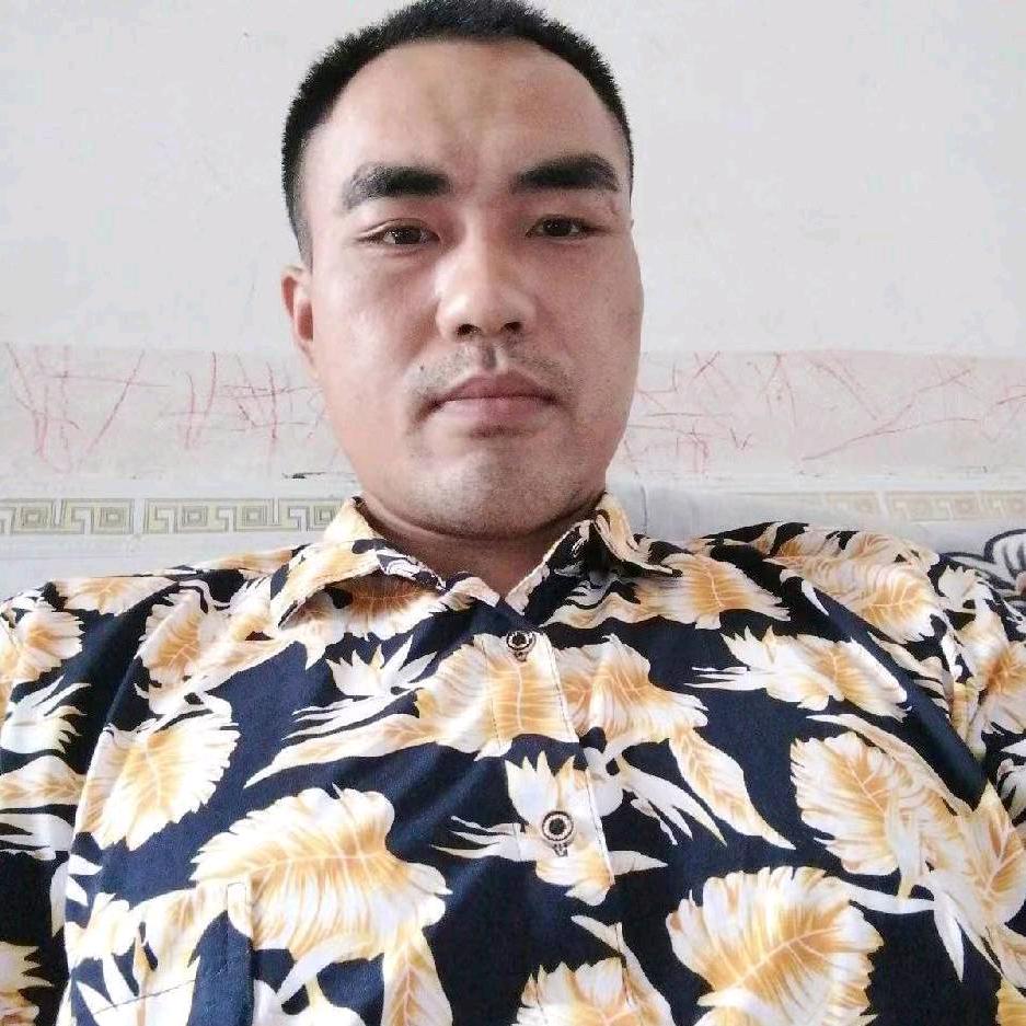 许，明