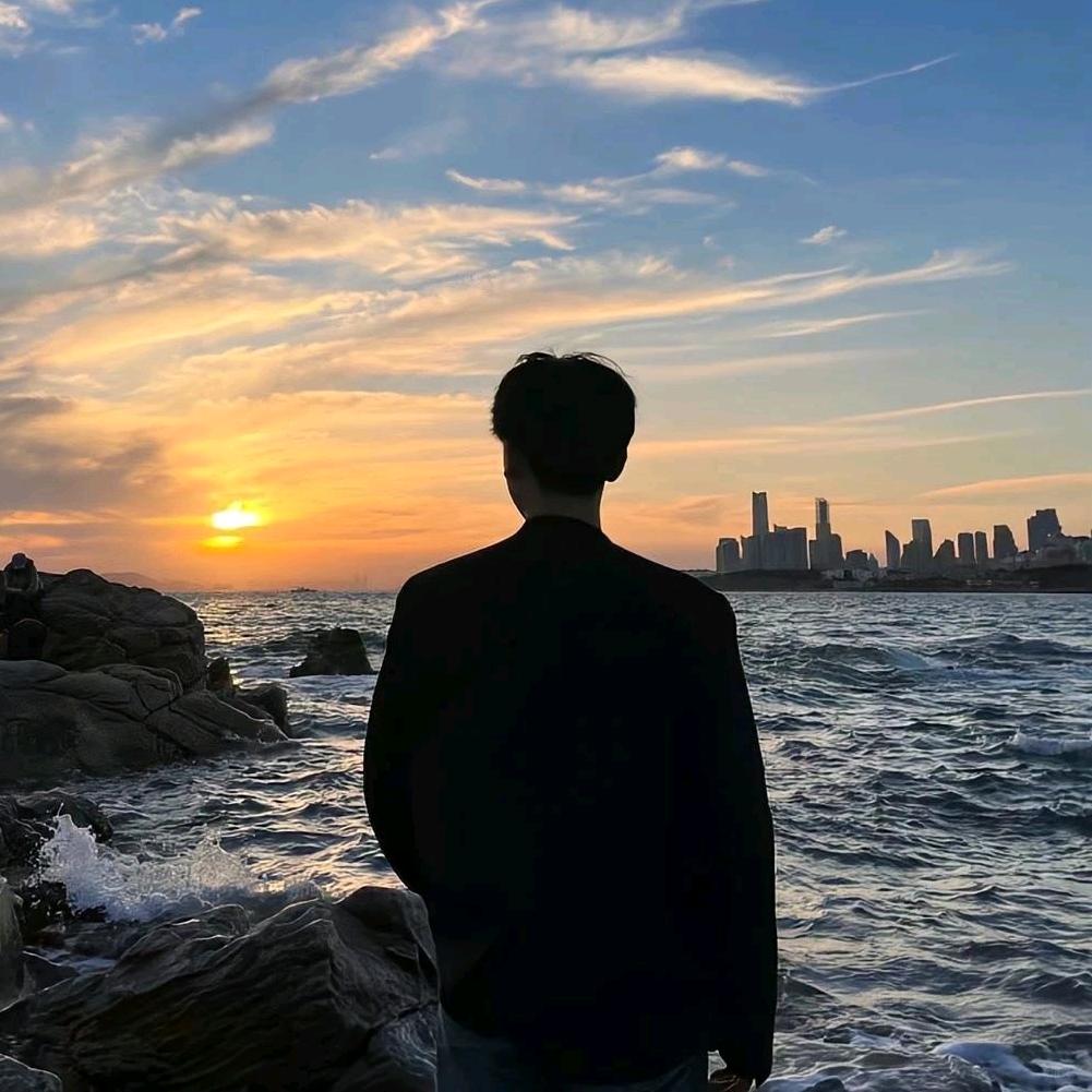 小石【微笑前行】