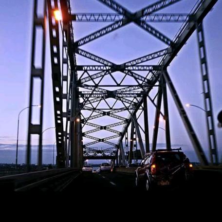 老张（五金主理人）