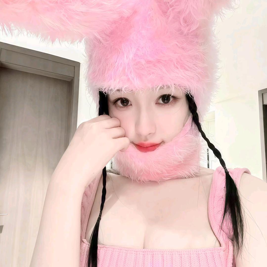 星欣^