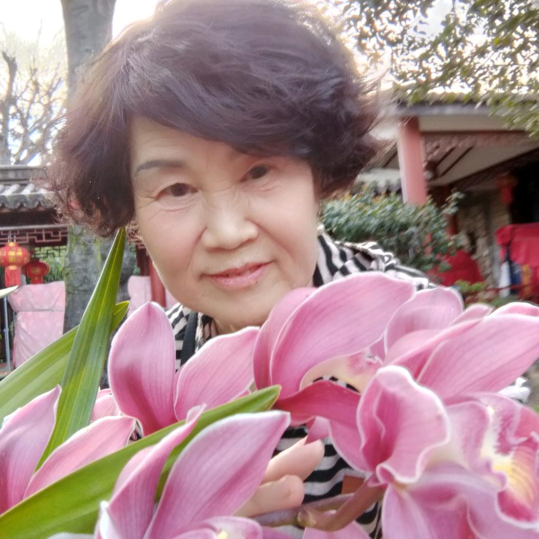 阳光城家家悦，钟表小家电