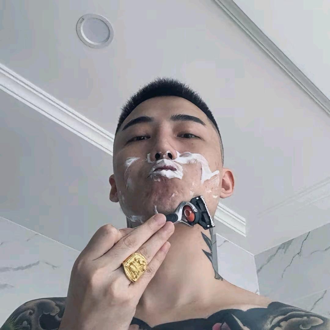 文房大鹏.