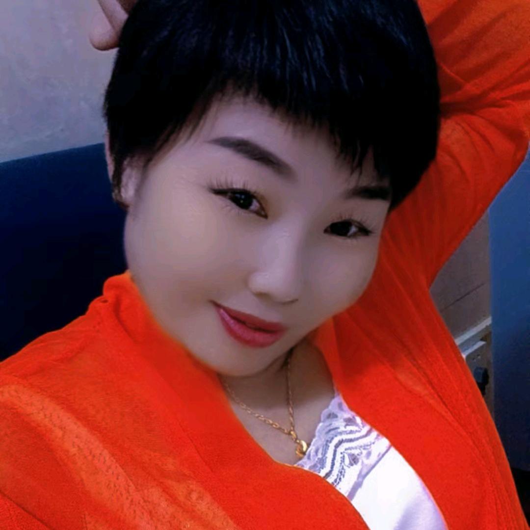 我的名字叫笑嘻嘻。