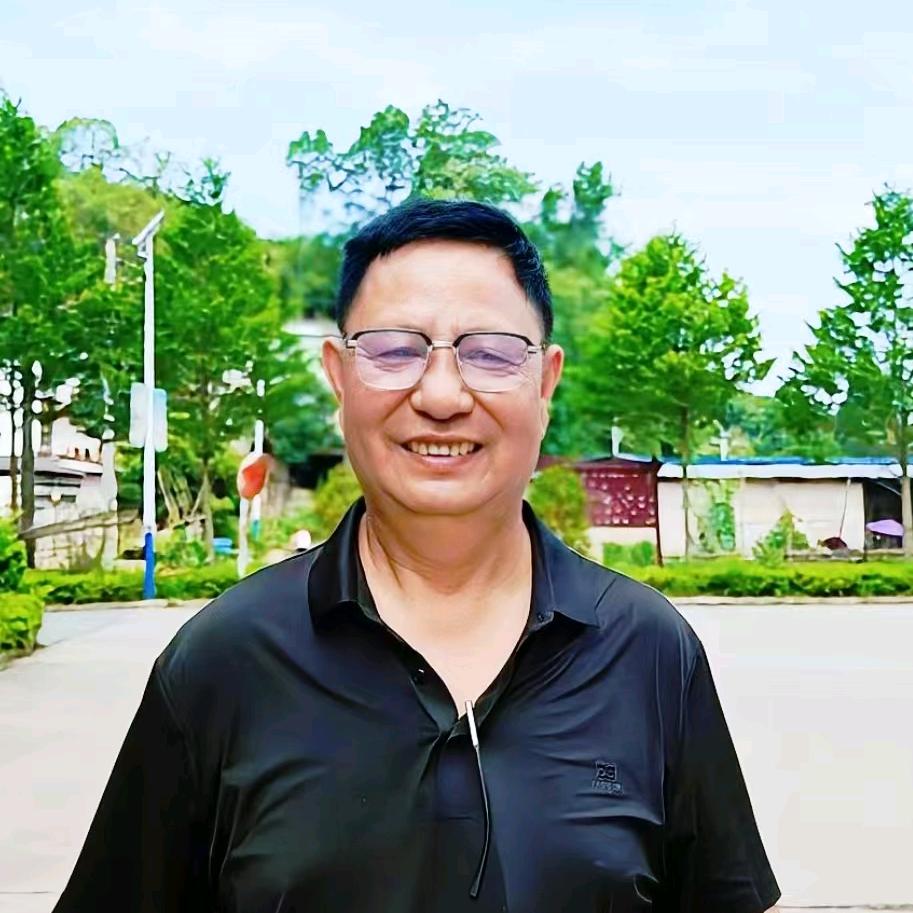邱新平