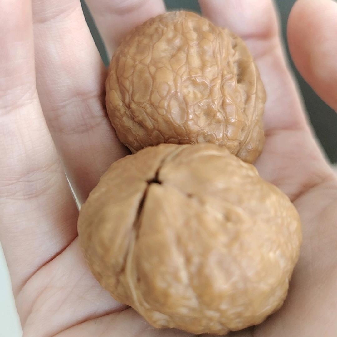 拿钙片当糖吃真开胃