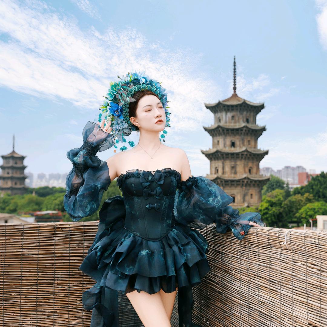 符靖妍·Ai吸金能量体心学赋能师