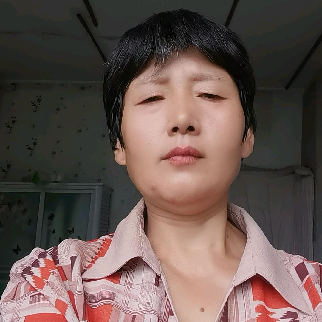 李玲