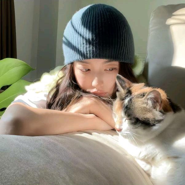 163的小玲穿搭（工厂店）