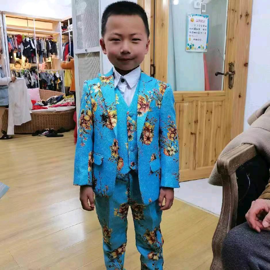 车康康