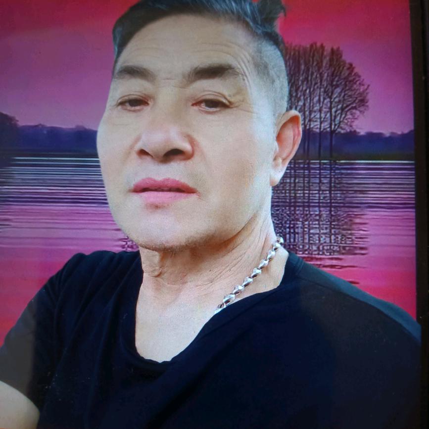 为月哥