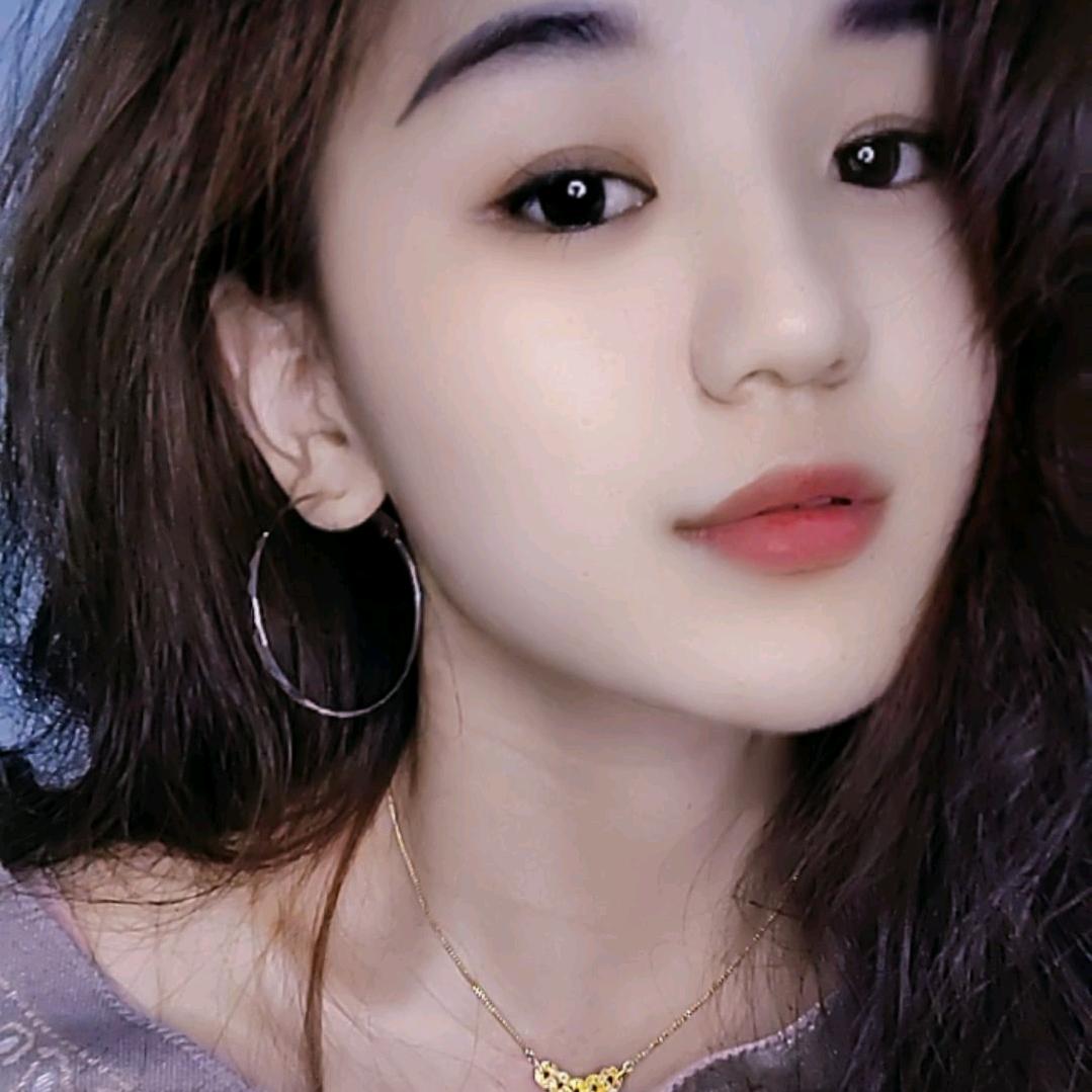 万美美